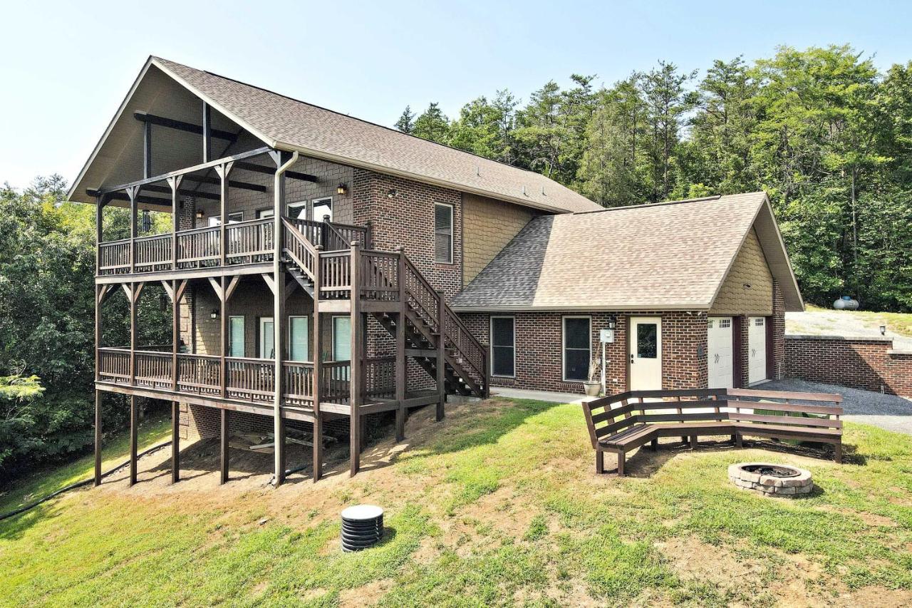 Pet-Friendly Smoky Mountain Retreat With Game Room! Sevierville Exteriör bild