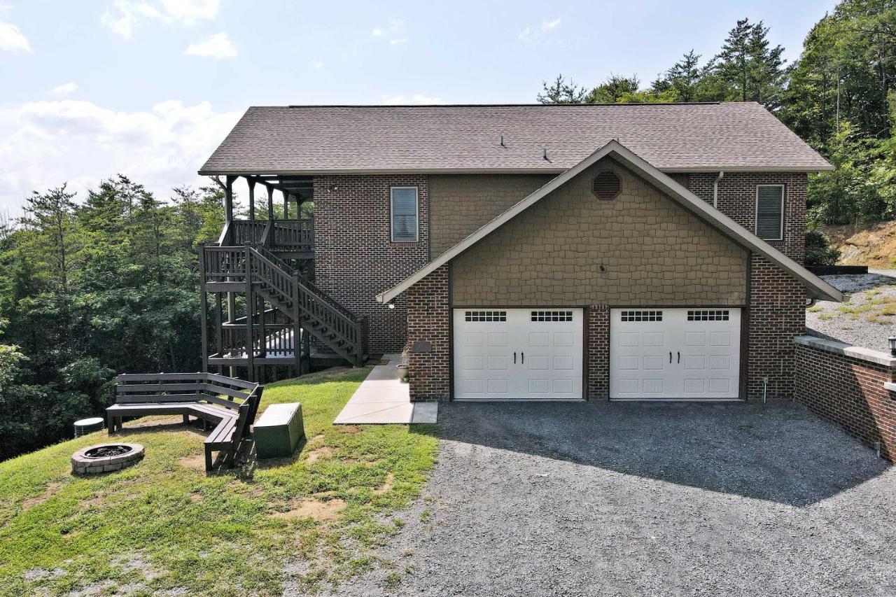 Pet-Friendly Smoky Mountain Retreat With Game Room! Sevierville Exteriör bild